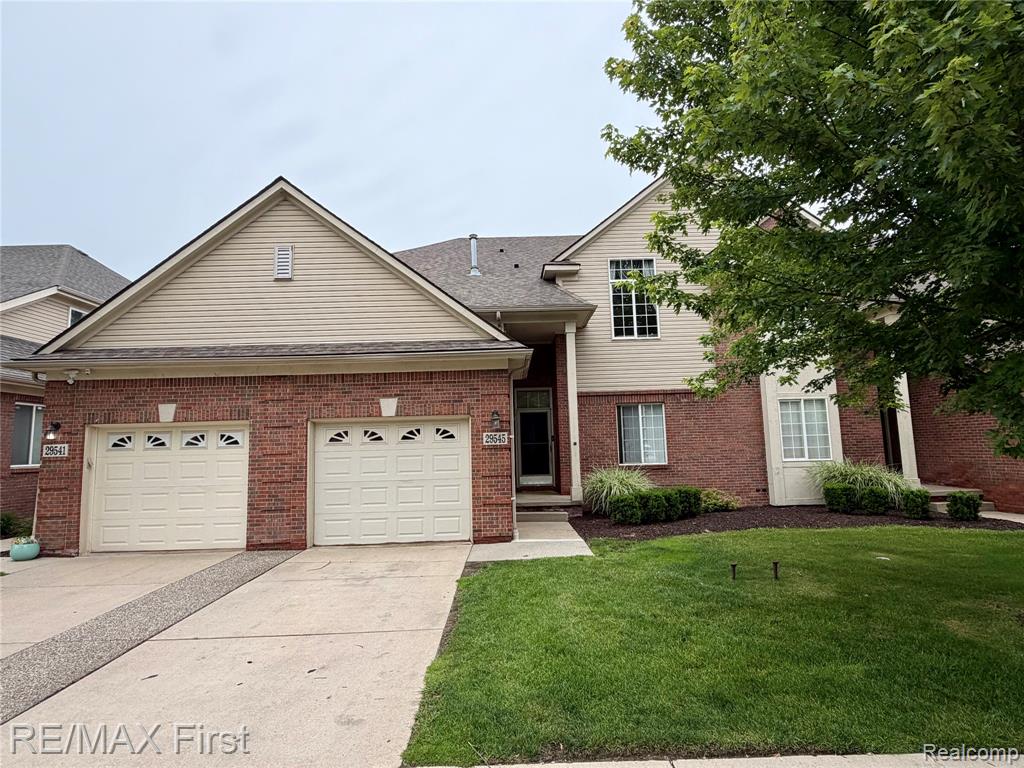 29541 Woodpark Circle — photo