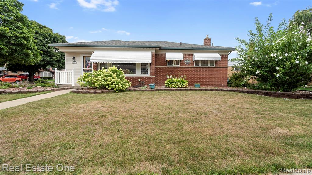 24748 Munson Street — photo