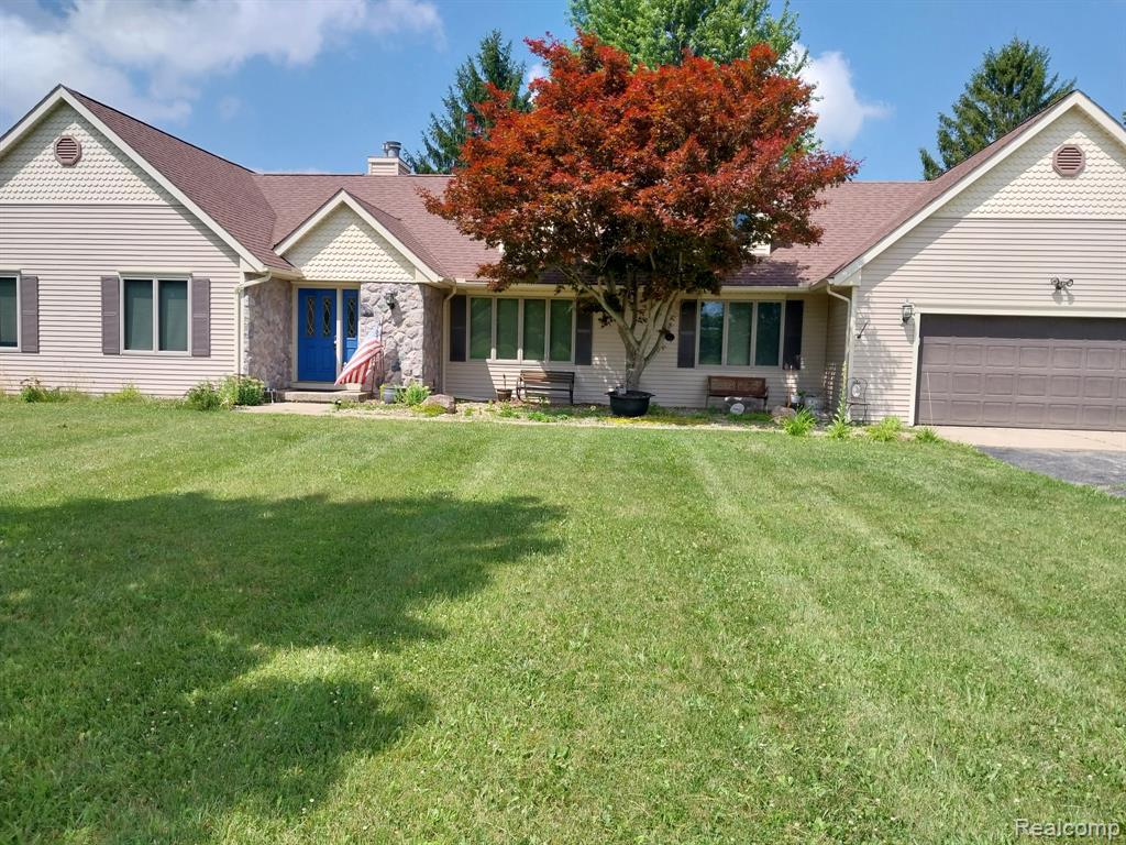 3581 N Burkhart Road — photo