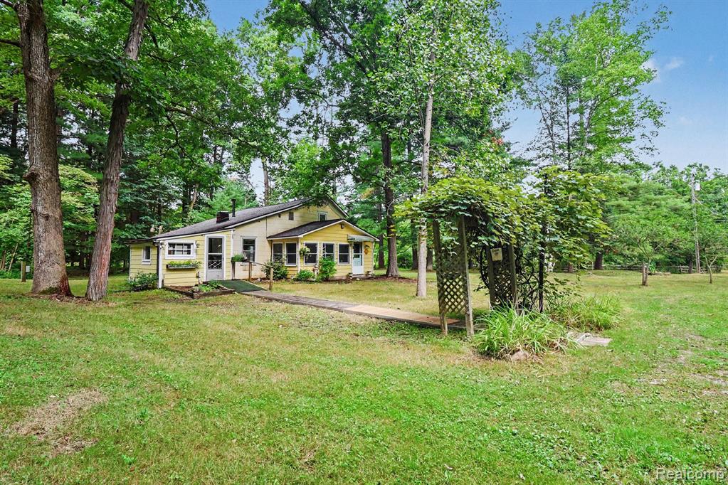 11180 Dunham Road — photo