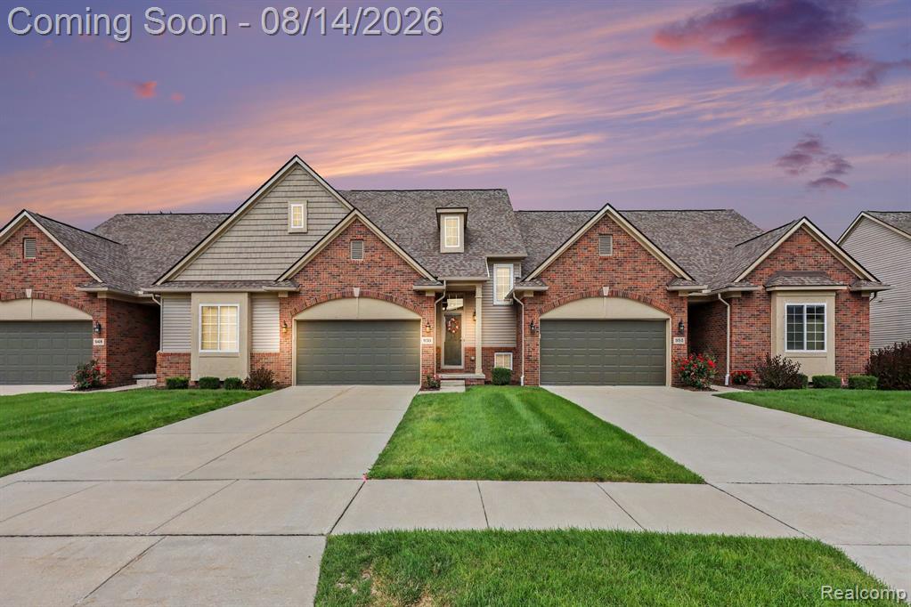 950 Sloane Court — photo