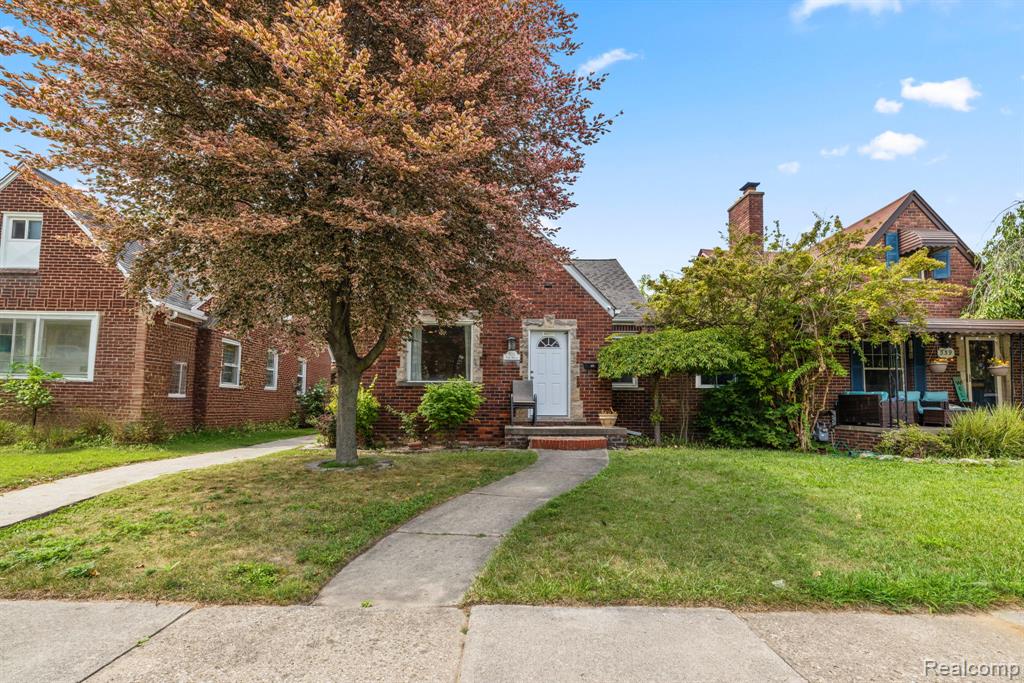 533 N Waverly Street — photo