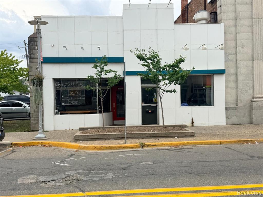 10333 Joseph Campau Street — photo
