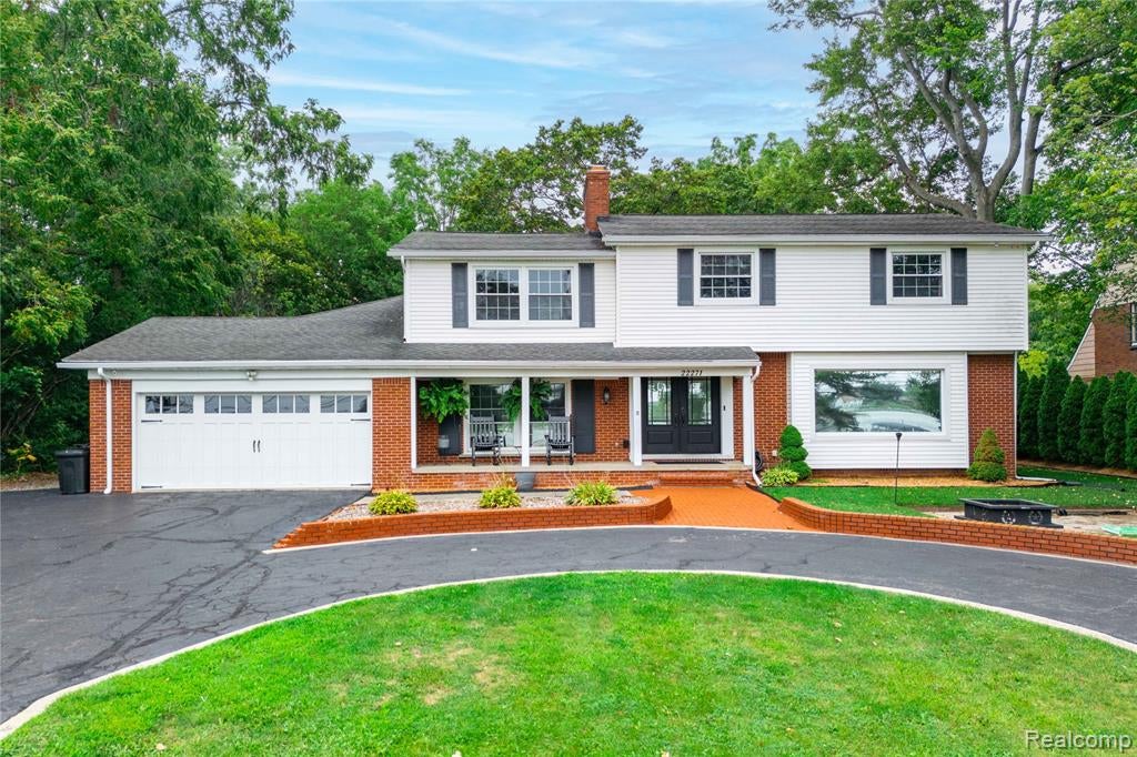 22271 West River Road — photo
