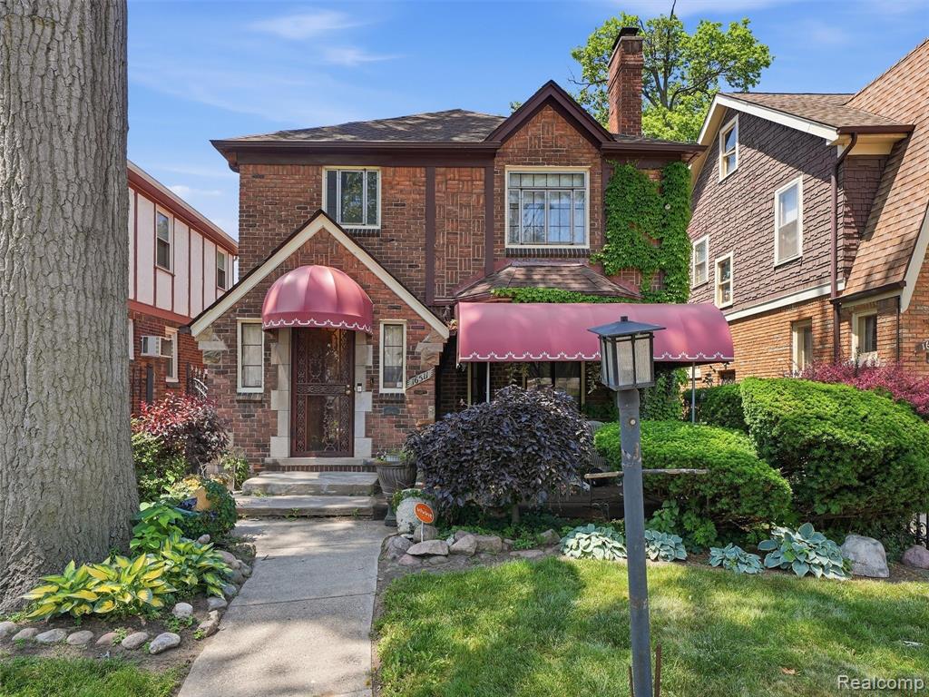 16511 Cherrylawn Street — photo
