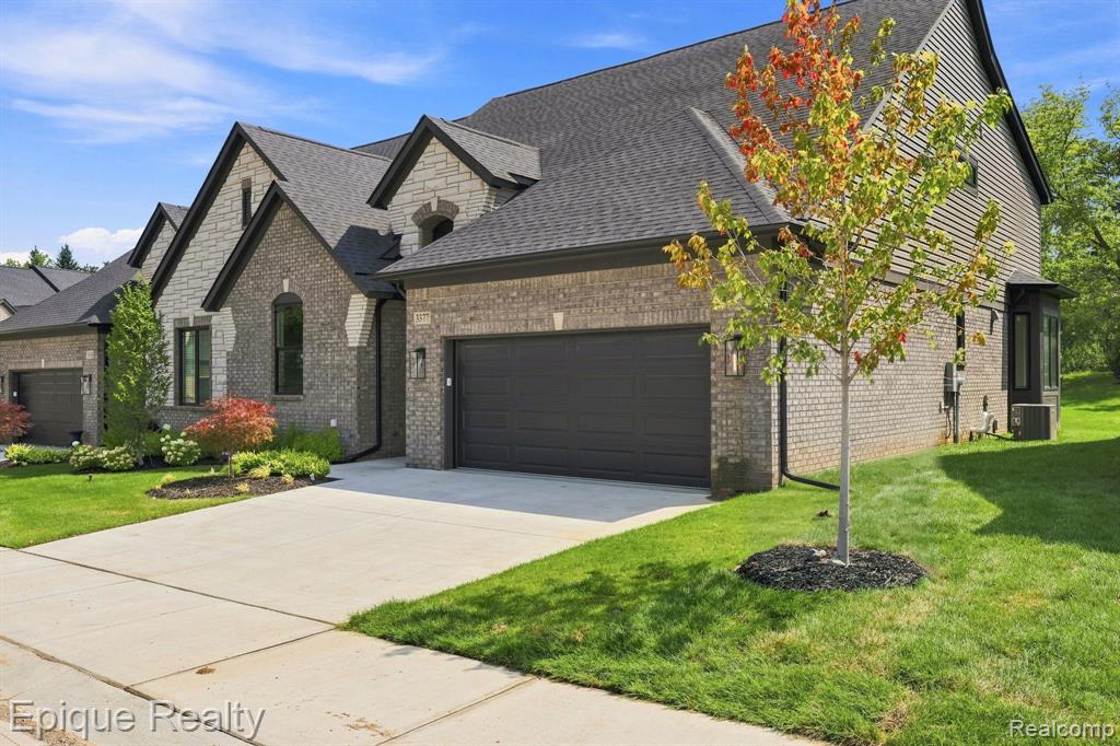 3377 Brookdale Lane 13 — photo