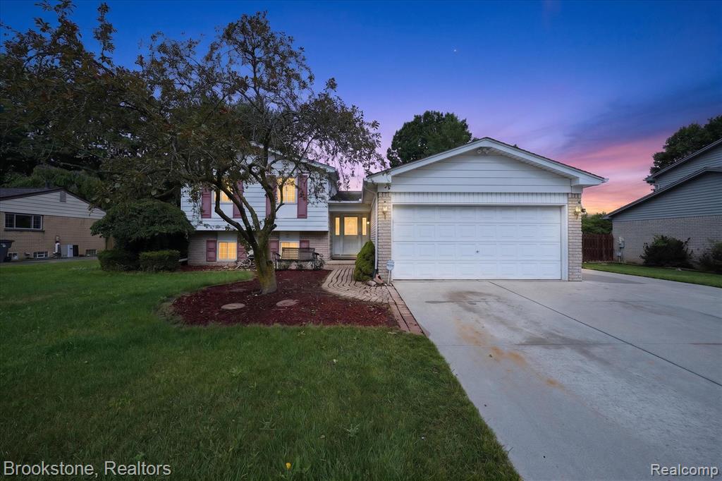 39795 Waldorf Drive — photo