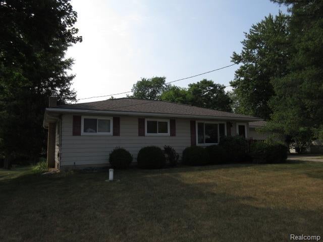 319 Sherman Court — photo