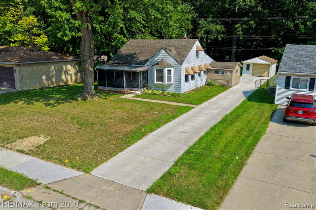 30008 Beechwood Street — photo