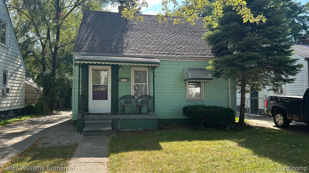 18736 Kenosha Street — photo