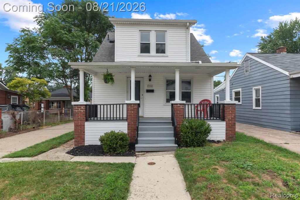 23152 Tawas Avenue — photo
