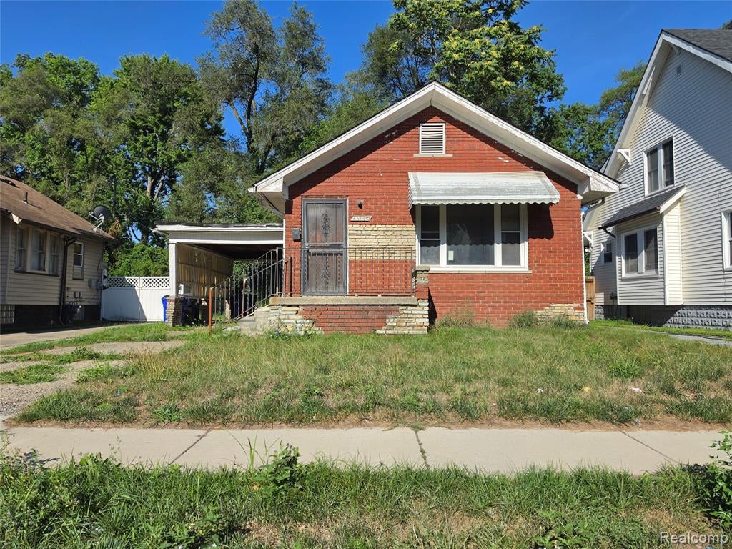 16181 Steel Street — photo