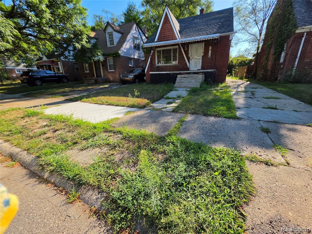16156 Cruse Street — photo