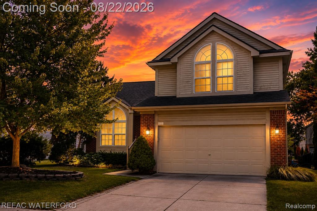 6473 Lake Meadow Drive — photo