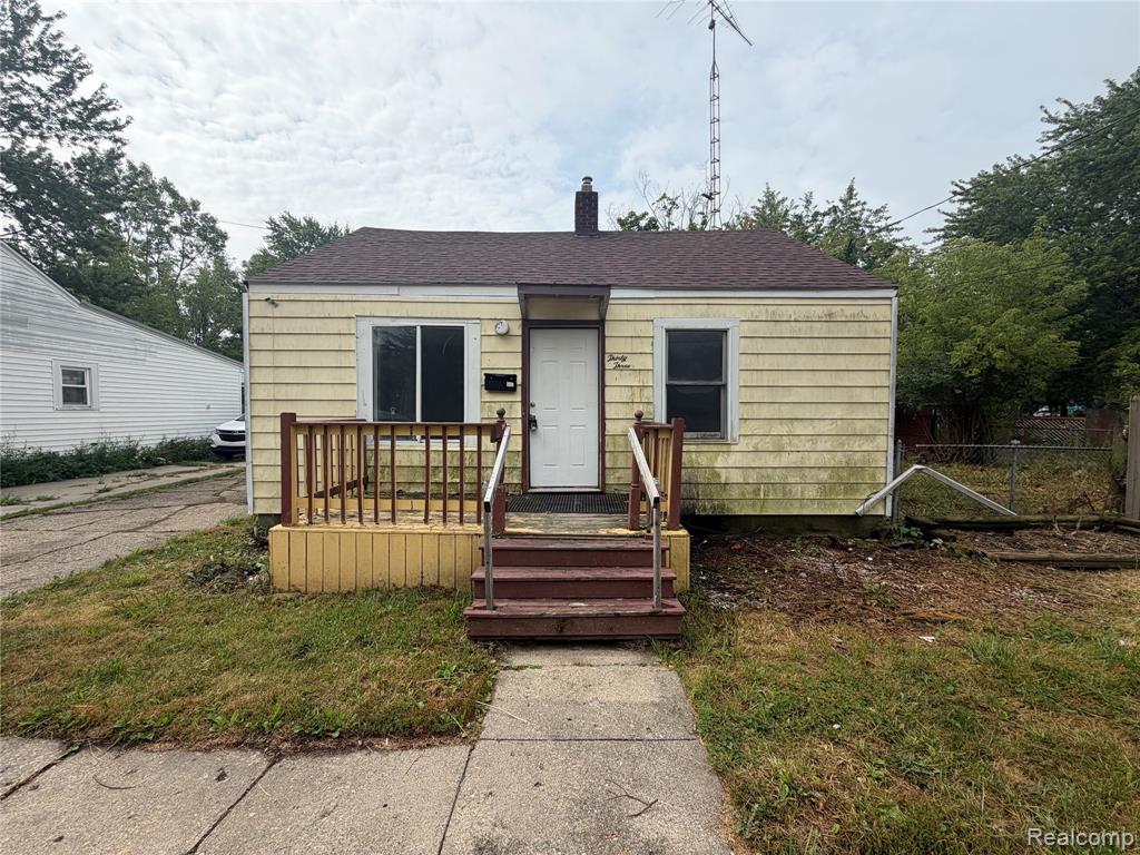 3320 Leith Street — photo