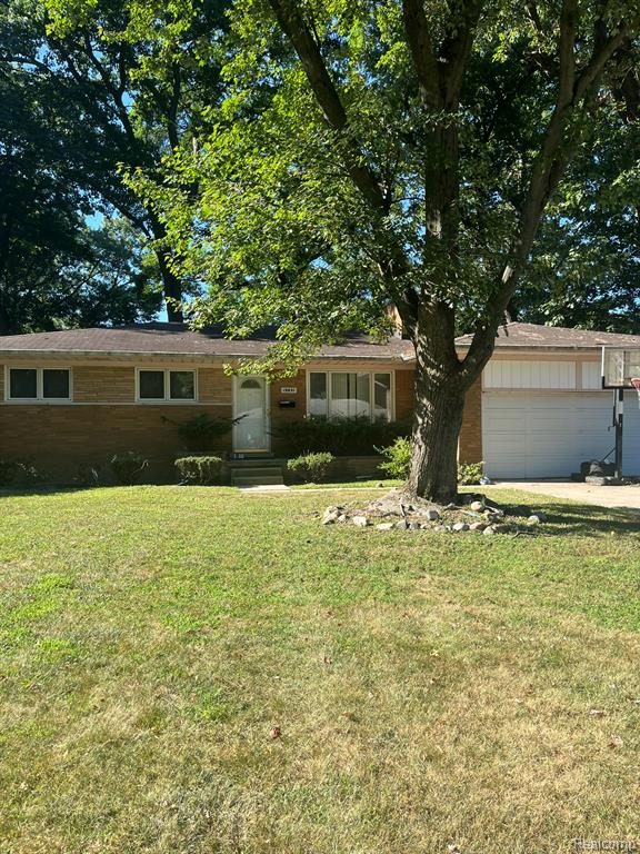 19031 Greenwald Drive — photo