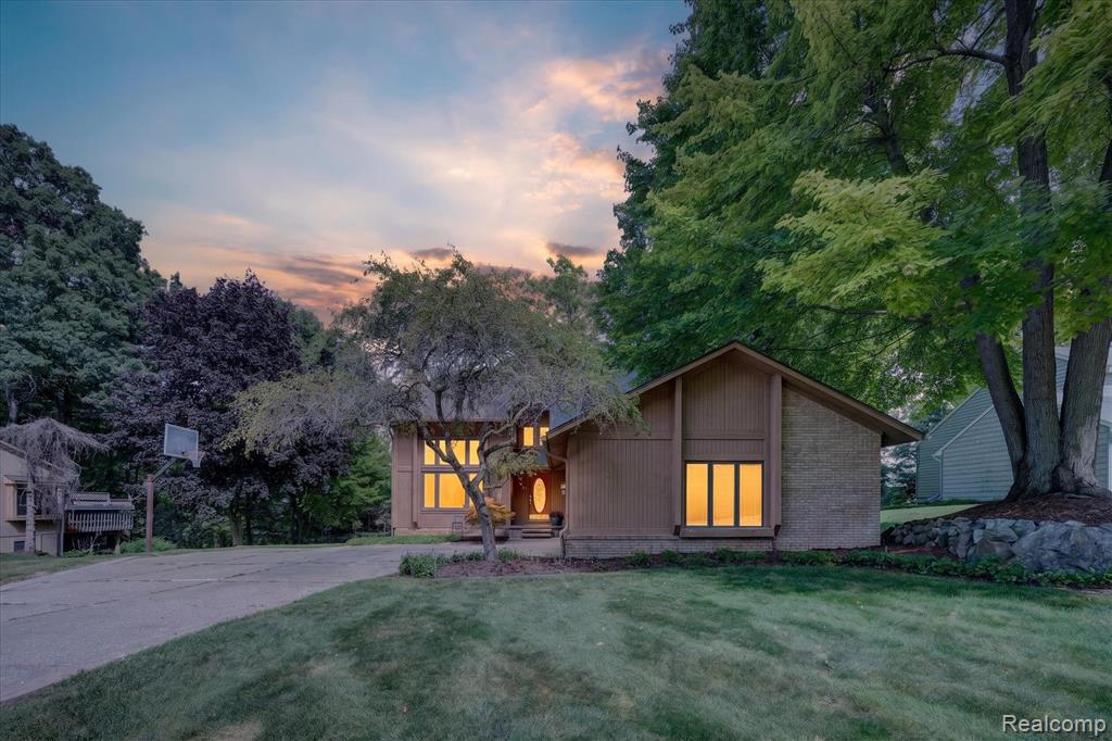 5954 Snow Apple Drive — photo
