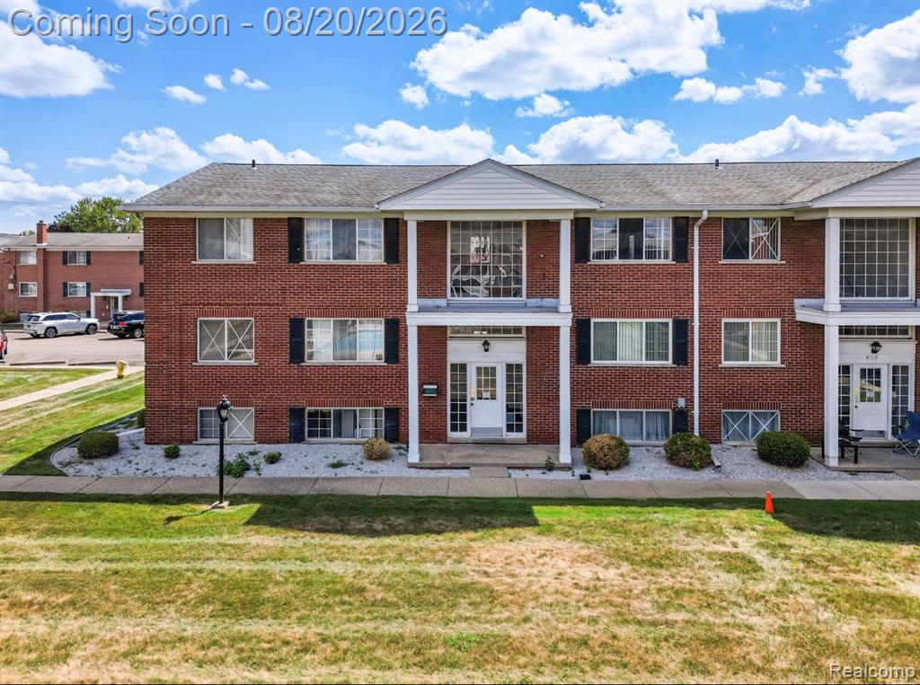 8141 Denwood Drive — photo