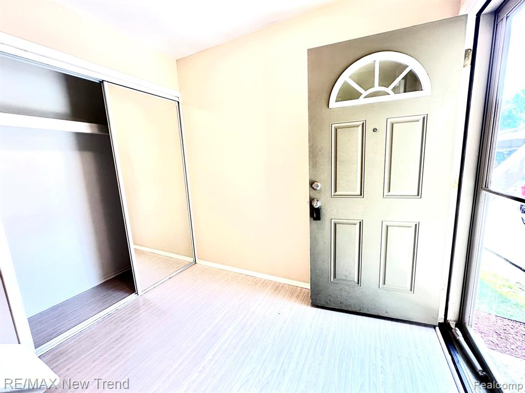 26949 Farmbrook Villa Drive #96, Southfield, MI 48034 — photo 3