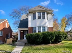 15340 Stout Street — photo
