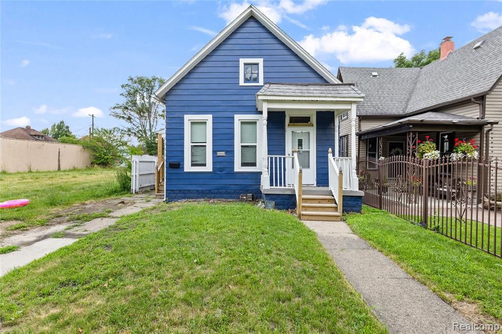 1023 Dragoon Street — photo