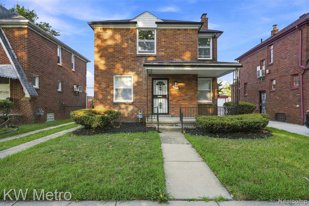 16141 Manor Street — photo