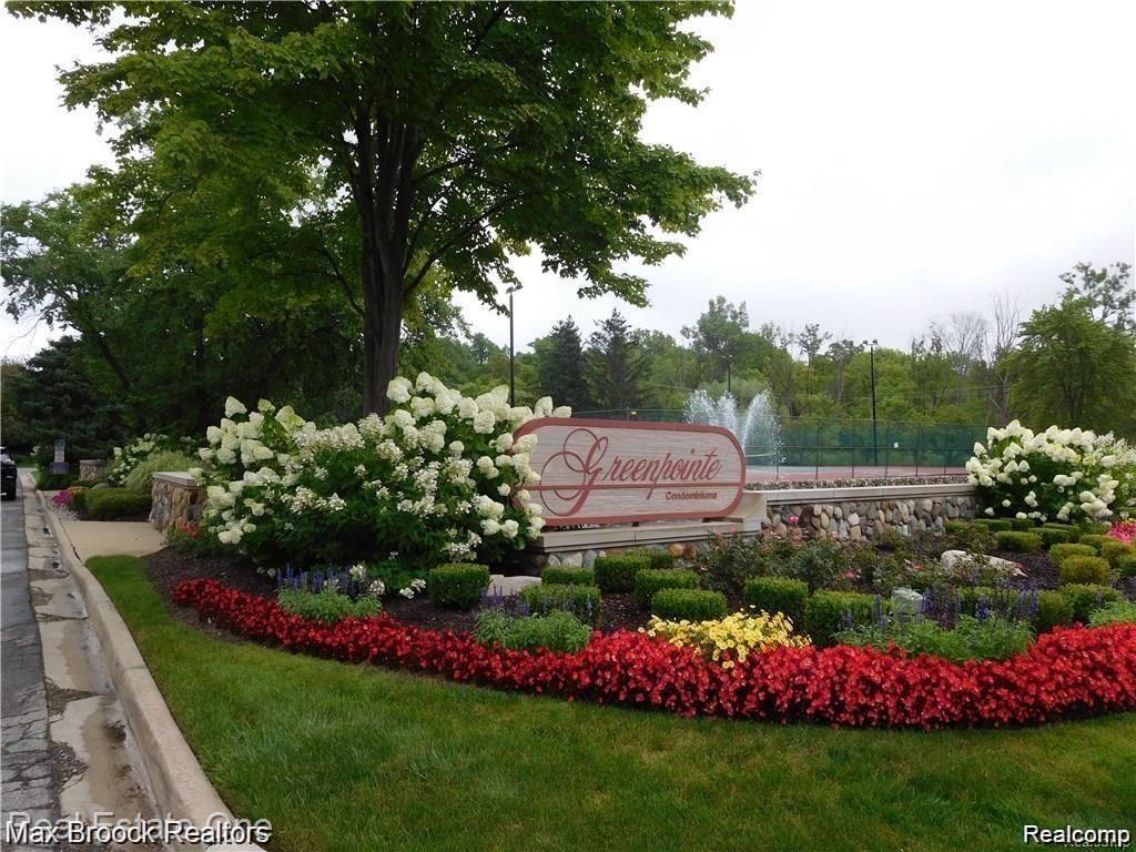 7269 Huntcliff — photo