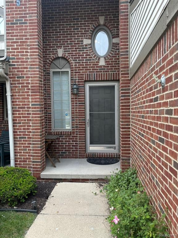 Home in Canton, MI 48187 — photo 3