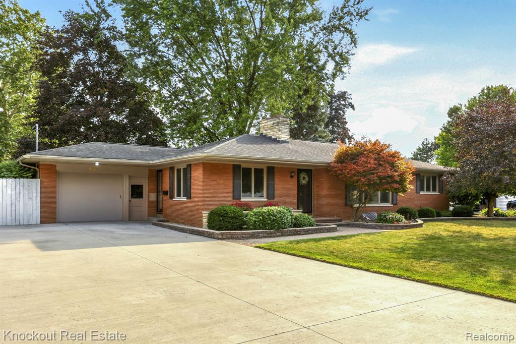 635 Heine Street — photo