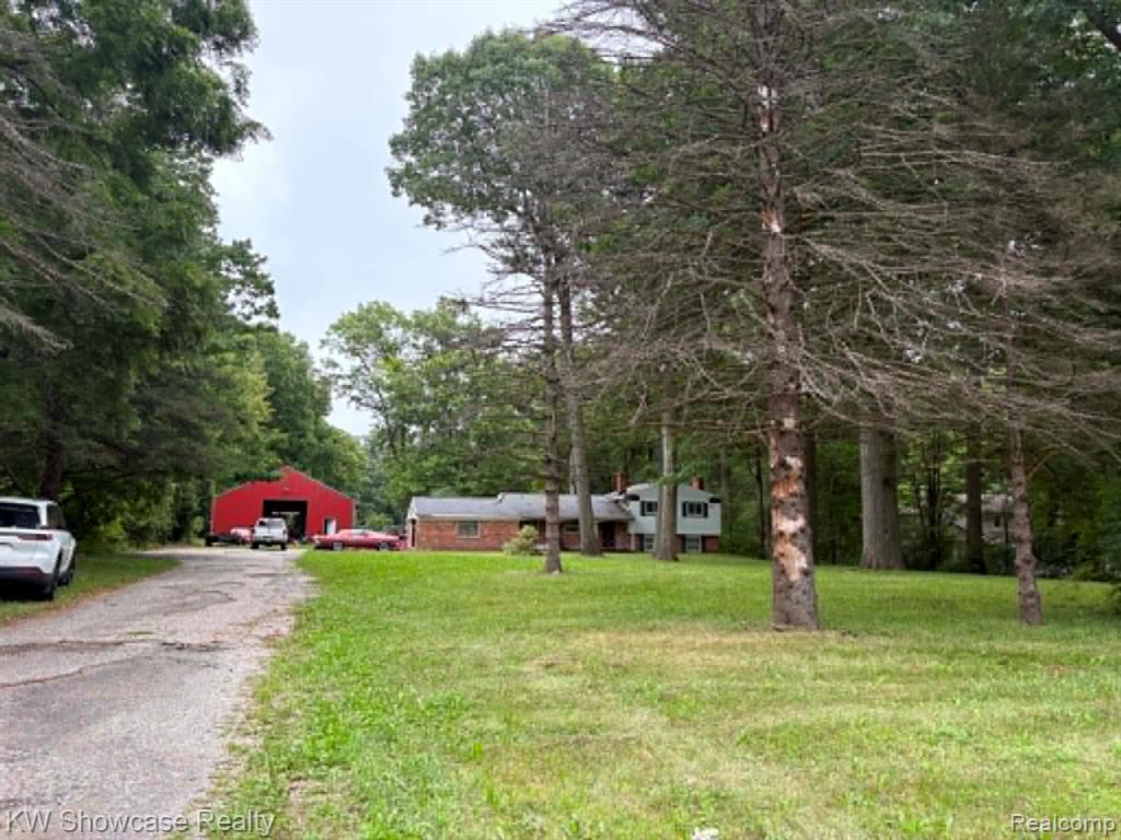 4949 Clarkston Road — photo