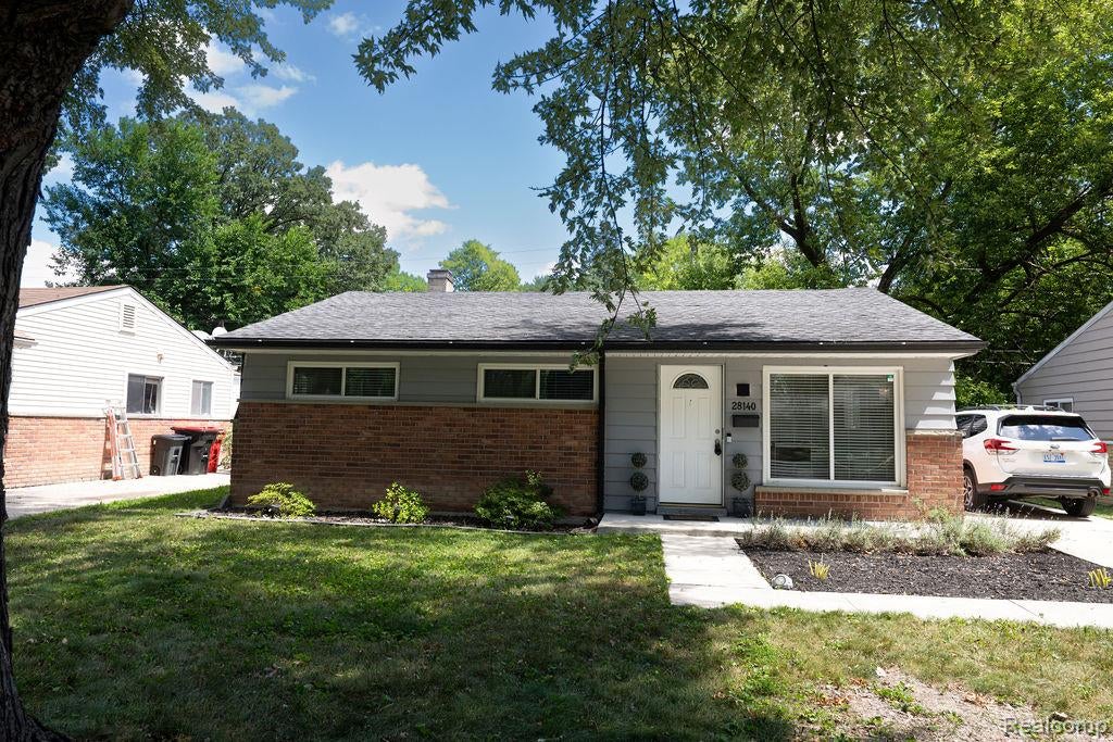 28140 Everett Street — photo