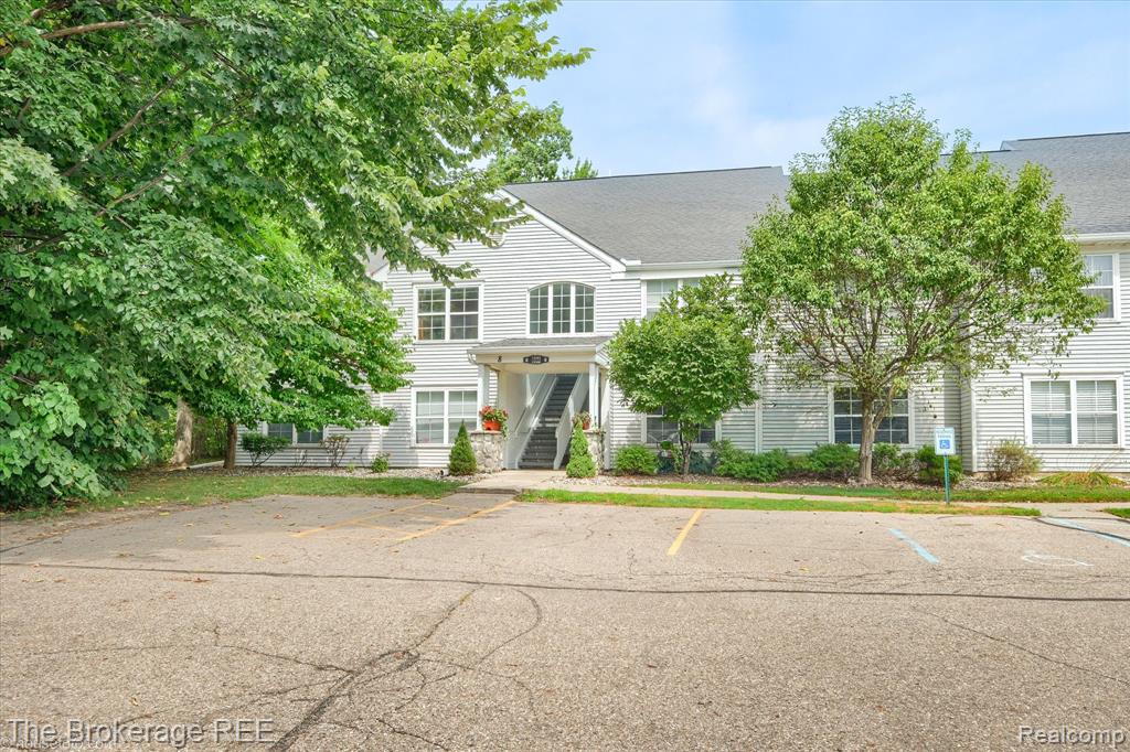 12354 Saint Andrews Way — photo