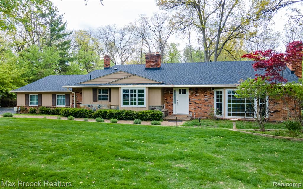 25461 Tweed Drive — photo