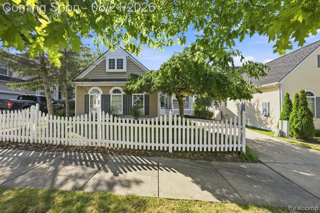1200 Portsmouth Drive — photo