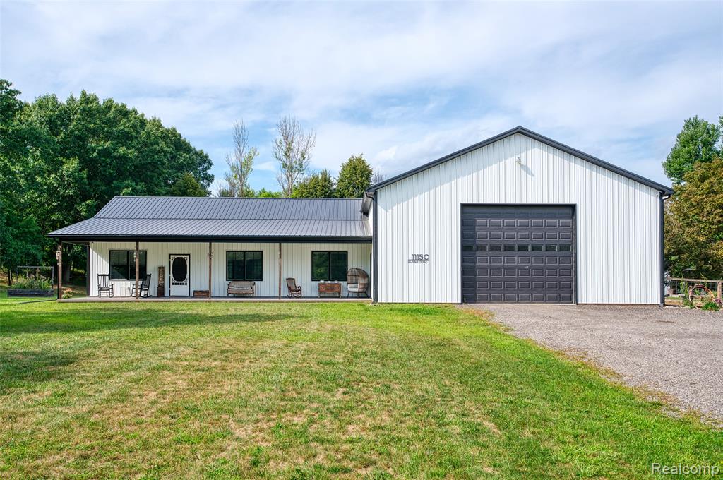 11150 Roberts Road — photo
