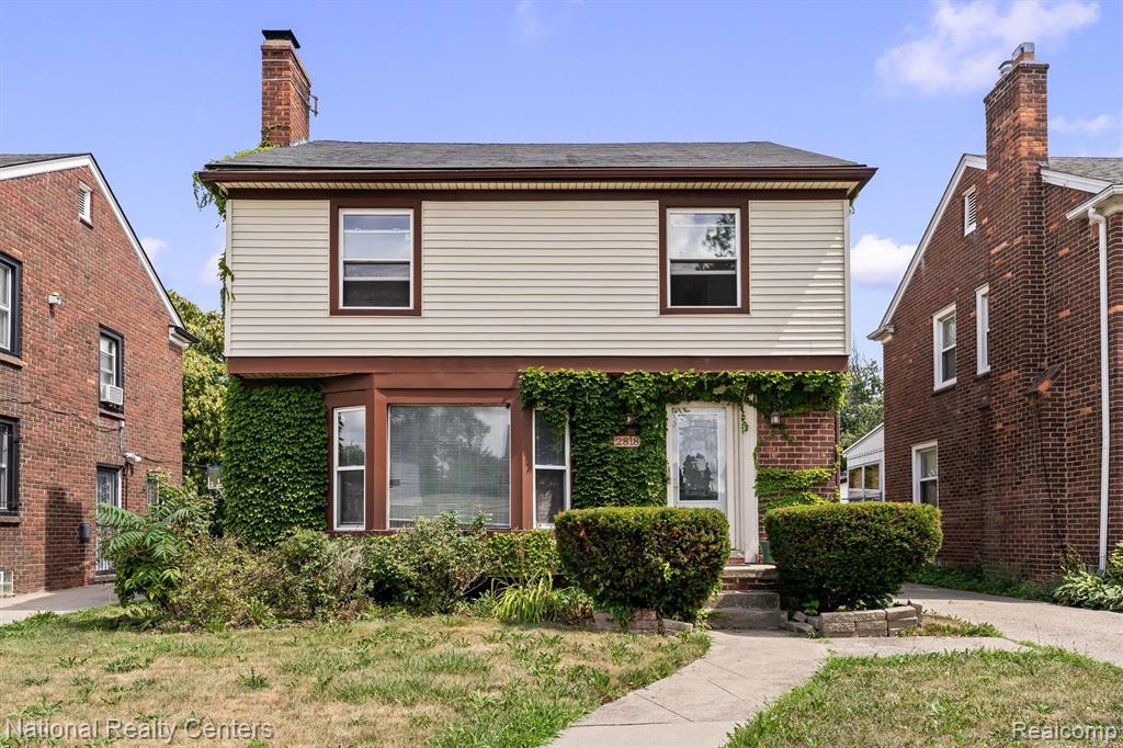 12818 Archdale Street — photo