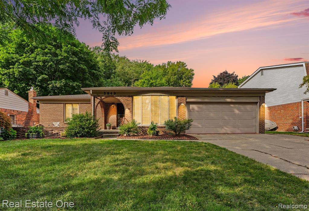 5849 Bingham Drive — photo