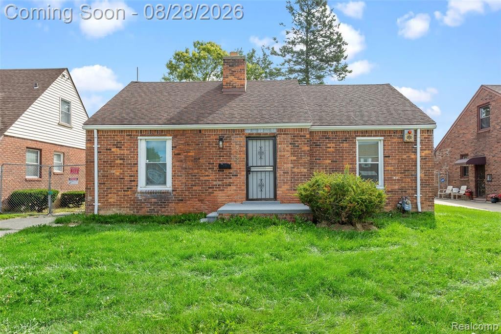 15782 Lindsay Street — photo