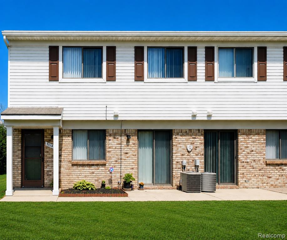 50149 N N Angelo Court — photo