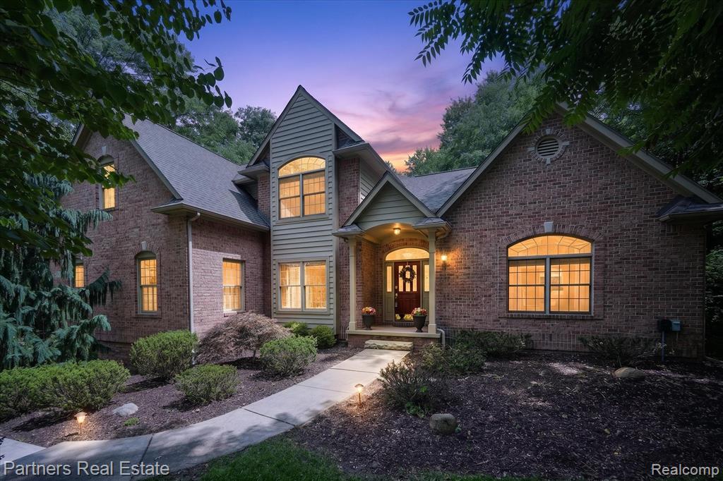 5935 Winans View Court — photo