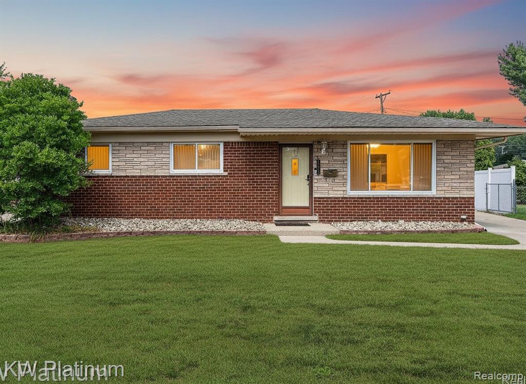 15003 Jenny Drive — photo