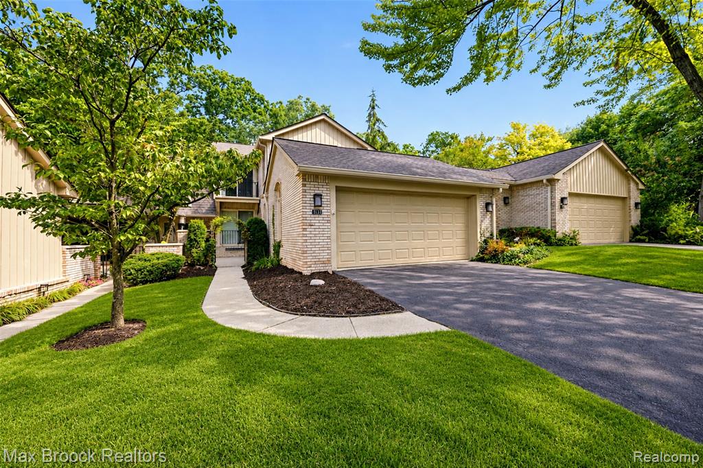 1131 Hillpointe Circle — photo
