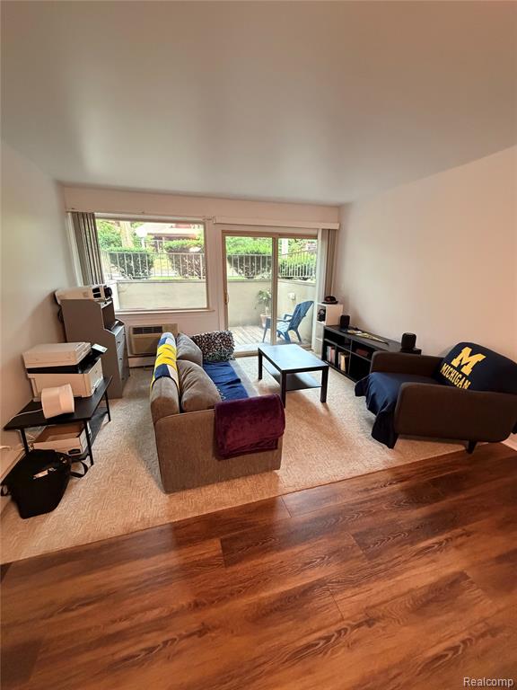 2319 Packard Street — photo