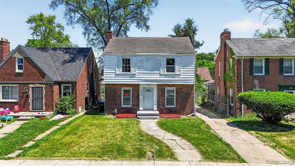 16608 Fenmore Street — photo