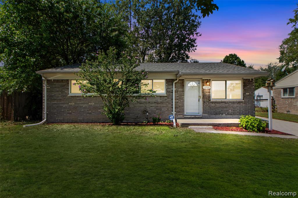 15768 Wendy Street — photo