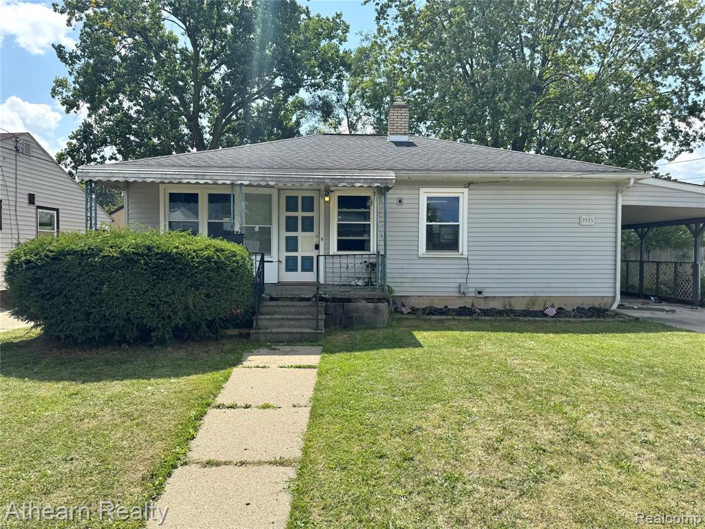 3935 Larchmont Street — photo