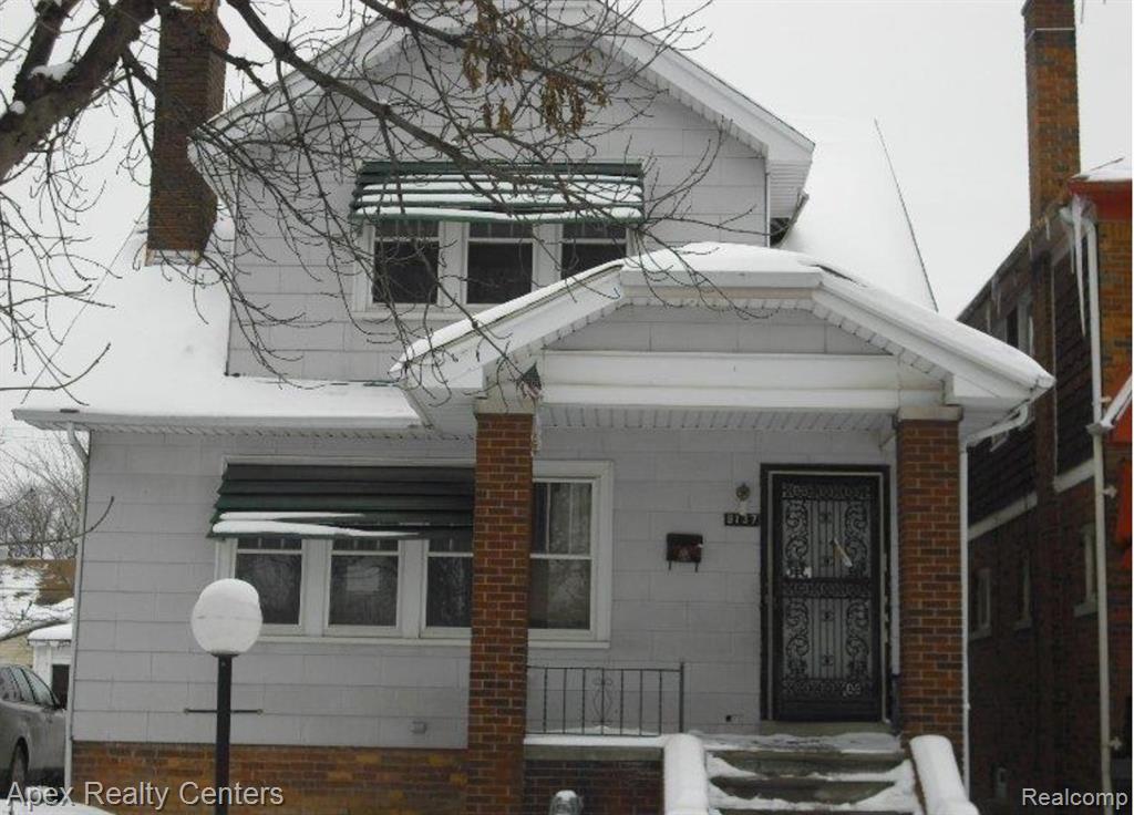 8137 Wisconsin Street — photo