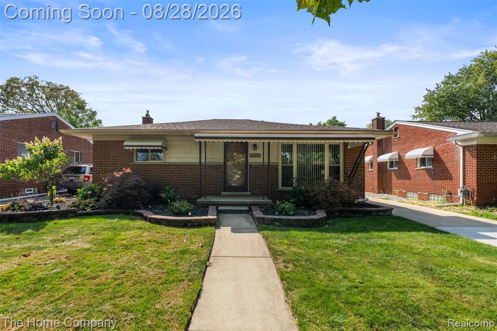 15646 Cynthia Street — photo