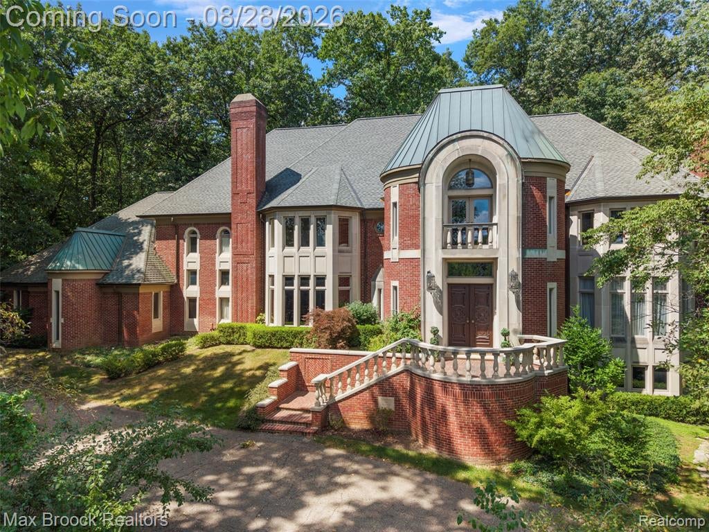 5322 Abbey Road — photo