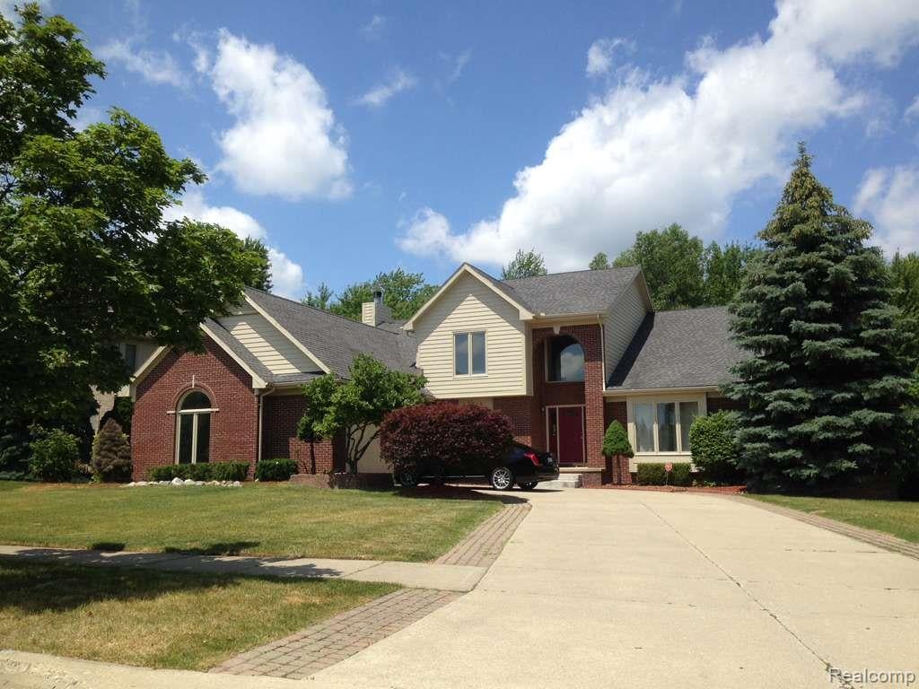 7782 Watford Drive — photo